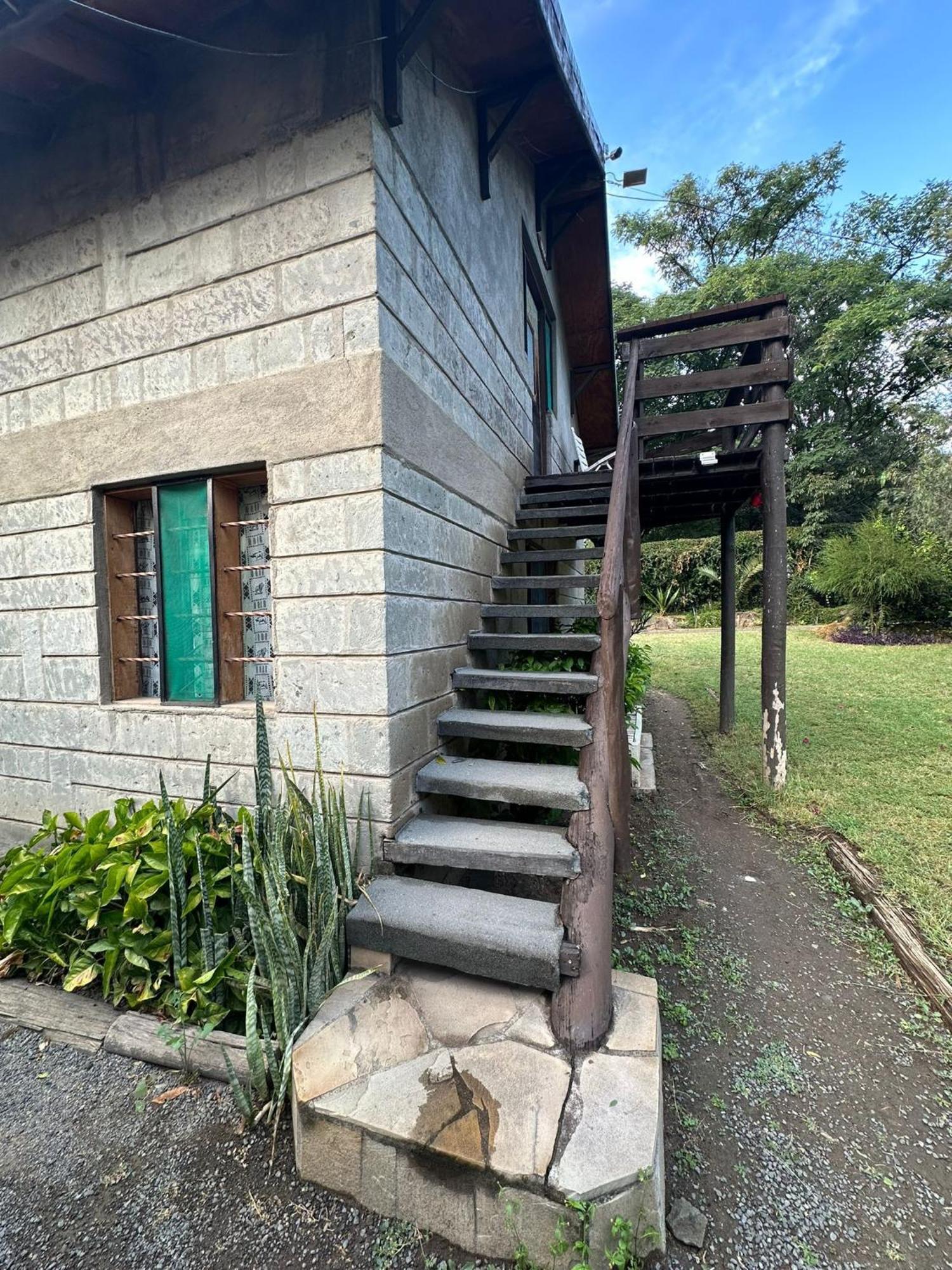 Guesthousejane Villa & Apartments Naivasha Exterior photo